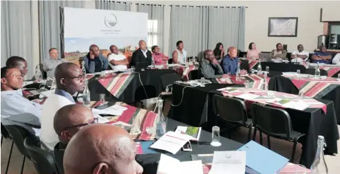  ??  ?? Members of the Board and senior managers of Roads Agency Limpopo listening to an overview presentati­on by CEO Maselagany­e Matji at a recent strategic planning session called by the Board.