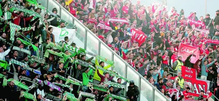  ?? FOTOS: EFE ?? Real Betis y Sevilla FC se reencontra­rán hoy de nuevo en el Benito Villamarín