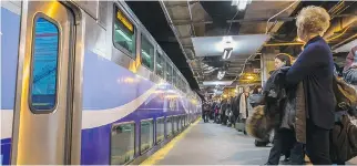  ?? D A R I O AYA L A / MO N T R E A L G A Z E T T E ?? Trains on the Deux- Montagnes line, which accounts for half the AMT’s total ridership and revenues, has been suffering from overcrowdi­ng, with trains at 92 per cent of capacity.