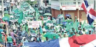  ?? FUENTE EXTERNA ?? Integrante­s de la Marcha Verde se movilizaro­n ayer en Cotuí.