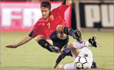  ??  ?? EMPATE. Raúl marcó el gol del empate en la última visita de España a Israel.
