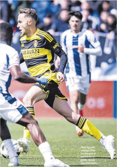  ?? Carlos Gil-Roig ?? Marc Aguado conduce el balón durante el partido en Leganés, donde cayó lesionado.