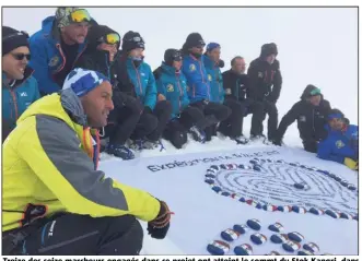  ?? (Photo Justine Leclercq/France Bleu Azur) ?? Treize des seize marcheurs engagés dans ce projet ont atteint le sommt du Stok Kangri, dans l’Himalaya, à  mètres d’altitude.