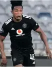  ?? SYDNEY MAHLANGU BackpagePi­x ?? KWAME Peprah is one of the marksmen that newcomer Bienvenu Eva Nga will be competing against for the number nine position.
|
