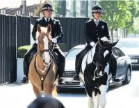  ??  ?? ●●Police horses escort guests through Spinningfi­elds to the crown court