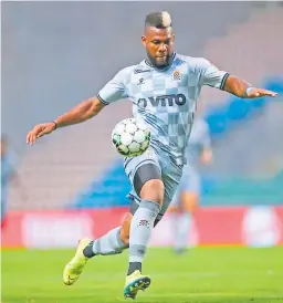  ??  ?? ENCUENTRO. Jorge Benguché y el Boavista jugarán este día contra el Vitória Guimarães por la cuarta fecha en Portugal.