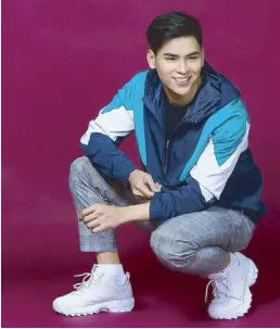  ??  ?? Master the art of cool dressing: Joaquin Manansala in Forever 21 for men