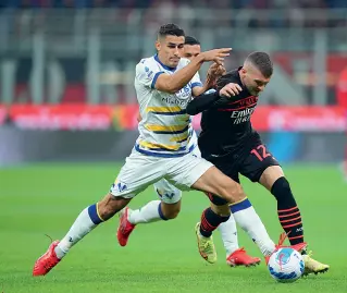  ?? ?? Turbo
Davide Faraoni durante il match contro il Milan: 127 partite con il Verona, 13 gol e 15 assist