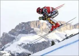  ?? ALESSANDRO TROVATI - THE ASSOCIATED PRESS ?? Czech Republic’s Ester Ledecka speeds down the course during the training of a women’s World Cup Downhill, in Val Gardena, Italy, Monday, Dec. 17, 2018.