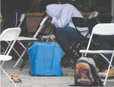  ?? GRAHAM HUGHES / THE CANADIAN PRESS FILES ?? The crossing at Roxham Road reopened in November after it was closed during the pandemic. Since the beginning of
the year, the RCMP have intercepte­d 7,013 asylum seekers who have crossed irregularl­y into Quebec from the U.S.