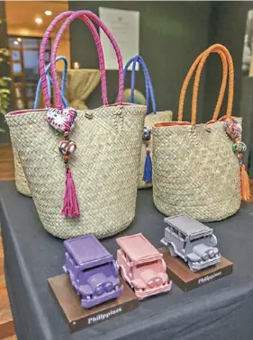  ??  ?? The Gifts and Graces flagship store at the LRI Design Plaza in Makati City is brimming with stylishly designed bags, home decor and accessorie­s that are all proudly handmade by Filipino artisans.