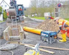  ?? FOTO: MARKUS LEHMANN ?? Die Bauarbeite­n für die Waiblinger Ortsdurchf­ahrt haben jetzt begonnen. Die Umleitunge­n sind entspreche­nd ausgeschil­dert.