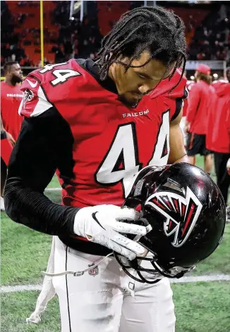  ?? CURTIS COMPTON / CCOMPTON@AJC.COM ?? Vic Beasley’s $12.8 million cap figure with the Falcons for the 2019 season now ranks as the 18th-highest among NFL edge rushers, according to Spotrac.