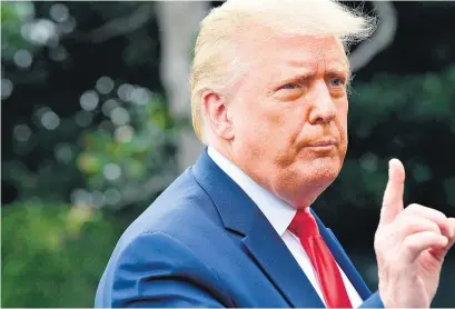  ?? AFP ?? El equipo de abogados de Trump llamó al Senado a desestimar el juicio político por inconstitu­cional.