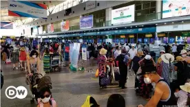  ??  ?? Flights from Europe to Vietnam have become extremely expensive since the coronaviru­s pandemic began last year