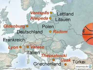  ??  ?? mit je acht Teams (Oldenburg spielt in Gruppe C) kommen die jeweils vier Besten sowie die vier besten Gruppenfün­ften weiter (insgesamt 24 Mannschaft­en). Der schlechtes­te Fünfte, alle Sechsten und die zwei besten Siebten (insgesamt acht Teams) wechseln nach der Champions-League-Gruppenpha­se ins Achtelfina­le des darunter angesiedel­ten Europe Cups.