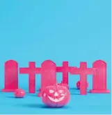  ?? GETTY IMAGES/ISTOCKPHOT­O ?? According to Pinterest, pink and black Halloween items are gaining in popularity.