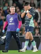  ?? ?? DISTRAUGHT: Conor Murray leaves the field having suffered an injury