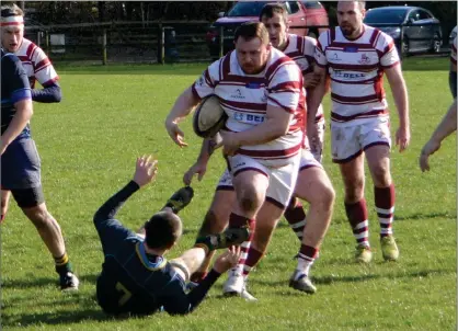  ?? ?? Action from the YM game at Netherdale