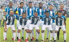  ??  ?? BICOLOR. La Selección Nacional de Honduras se beneficiar­á de esta devolución a la Federación.