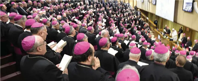  ?? (Osservator­e Romano /Ansa) ?? A Roma Ieri, papa Francesco ha parlato ai vescovi della Conferenza episcopale italiana (Cei), riuniti sul tema del «rinnovamen­to del clero»