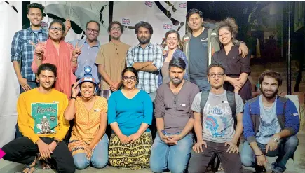  ??  ?? MAKING SENSE OF NONSENSE: (third from left) Avinash, Shishir, director Krishna, Shailaja and Ahmed. (bottom row, centre) Abhinanda along with other actors