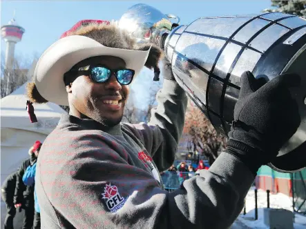  ?? LEAH HENNEL/ CALGARY HERALD ?? Nik Lewis is coming back to Calgary as an Alouette after making lots of fans with his performanc­es as a Stampeder.