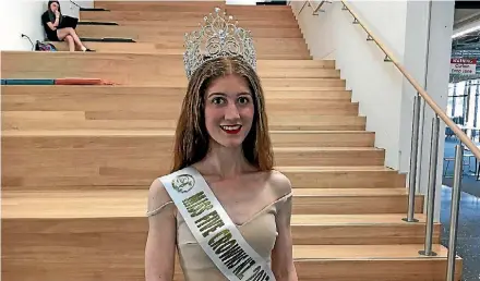  ?? EMMA DANGERFIEL­D/STUFF ?? Emily Sullivan has been crowned regional winner in national beauty pageant Miss Five Crowns.