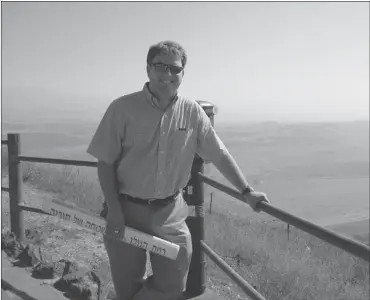  ?? RICHARD MARCEAU ?? Richard Marceau takes a break while enjoying sightseein­g on the Golan Heights during a recent visit to Israel.