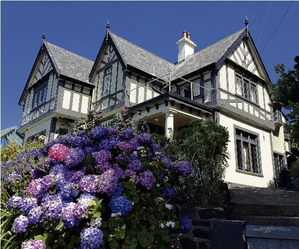  ?? PHOTOS: SUPPLIED ?? Style and substance . . . Pinner House, St Clair, was a domestic commission built in the English Cottage style