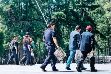  ?? /ROBERTO HERNÁNDEZ ?? No es
legal el pedir una fianza a alguien para poder prestar un servicio y para poder trabajar, explica Maillard Barquera