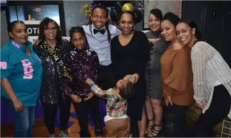  ?? (Special to The Commercial/Richard Ledbetter) ?? The Pettigrew family members at the birthday bash included Niche Walters (left), honoree Rosie Pettigrew, Kayla Bell, Andre Richardson, Raehla Bell, Sharita Walters, Sharita Fuller and Shaela Rose Marie.