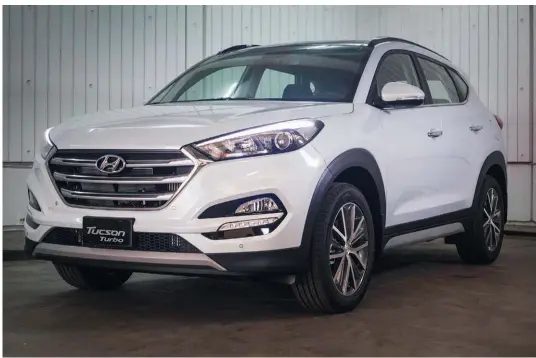  ??  ?? La versión turbo del SUV Tucson ya se comerciali­za en Argentina. Cuenta con motor 1.6 litros de 177 CV y vale 57.900 dólares.