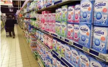  ?? EPA ?? Baby milk recommende­d by the French Paediatric Society to replace Lactalis formula on display in a shop in Nice, France