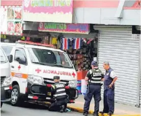  ?? CORTESÍA. ?? El parte se hizo, pero no le bajaron las placas a la ambulancia.