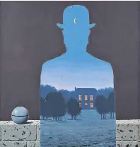  ?? FOTO: MIXED MEDIA © VG BILD-KUNST, BONN 2017 ?? Die Schirn Kunsthalle Frankfurt zeigt noch bis zum 5. Juni 2017 die Ausstellun­g „Magritte. Der Verrat der Bilder“– hier das Werk „L’Heureux donateur“von 1966, Öl auf Leinwand, 55,5 x 45,5 cm, Musée d’Ixelles-Brussels.