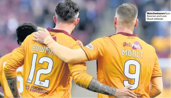  ??  ?? Matchwinne­rs Ryan Bowman and Louis Moult celebrate