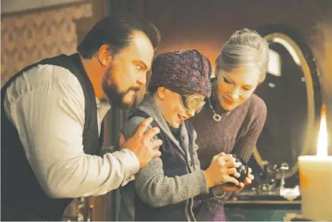  ?? AP PHOTO/QUANTRELL D. COLBERT/UNIVERSAL PICTURES ?? Jack Black, from left, Owen Vaccaro and Cate Blanchett in a scene from “The House With A Clock in Its Walls.”