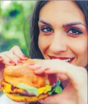  ?? PHOTOS: ISTOCK ?? A cheat day does not mean eating senselessl­y. We should eat consciousl­y and have controlled portions