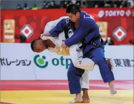  ?? (Photo Fédération internatio­nale de judo) ?? 87e mondial avant le tournoi tokyoïte, le Niçois d’origine guadeloupé­enne pointe désormais au 41e rang. Il se rapproche des 17 premières places mondiales et d’un ticket pour les Jeux Olympiques de Paris-2024.