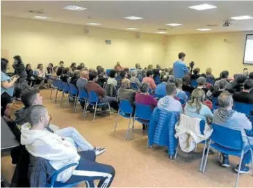  ?? Foto: cedida ?? La sala Lanton durante la conferenci­a en torno al circo Anastasini.