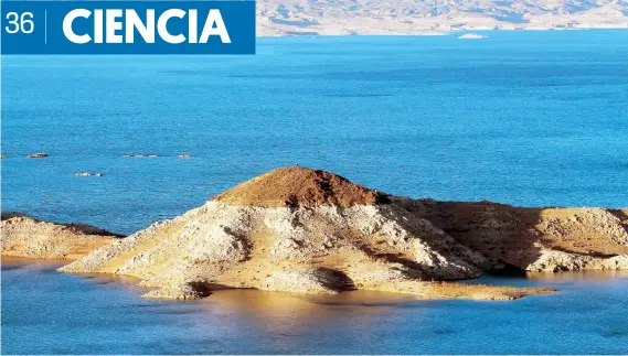  ??  ?? El inmenso lago artificial que se encuentra al sureste de Las Vegas se alimenta del río Colorado y abastece hogares, negocios y granjas al sur de Nevada. También suple a Arizona, al sur de California y México.