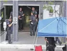 ?? CHARLES TRAINOR JR./AP ?? Police are seen Sept. 13, 2017, at the south entrance of the Rehabilita­tion Center at Hollywood Hills where residents died in Hollywood, Fla.