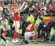  ?? ED ZURGA / ASSOCIATED PRESS ?? Chiefs wide receiver Albert Wilson celebrates after catching a 5-yard touchdown pass during the first half against the Steelers.