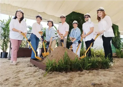  ?? — Photo by Reynaldo G. Navales ?? MC ALVIERA
Ambassador Laura Quiambao Del Rosario (3rd from left), president of Miriam College, leads the ground breaking ceremonies­for the Miriam College Alviera in Porac town. With her are Yeng Tupaz, Senior Estate Developmen­t Head, Ayala Land Estates; Meean Dy, Group Head, Ayala Land Estates; Architect Ed Calma, Calma & Partners; Dr. Maricon Lupisan, VP for Finance, Miriam College; Clarissa Asuncion, President, Leonio Land; and Regina Magbitang, Chief Finance Officer, Leonio Group.