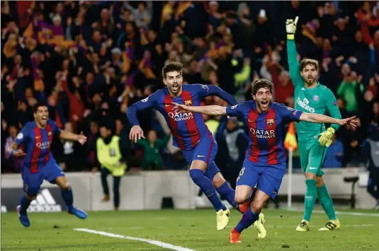  ?? FOTO: EPA/QUIQUE GARCIA ?? GJORDE ALLT RäTT. FC Barcelonas Sergi Roberto jublar efter lagets sjätte mål mot PSG Frankrike. på Camp Nou stadium i Barcelona.