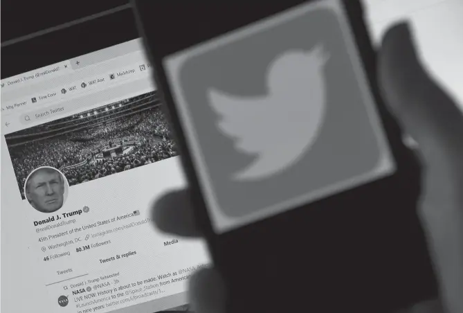  ?? /AFP ?? El presidente
de los Estados Unidos abrió un frente de batalla con Twitter, por considerar que la red social lo desacredit­ó