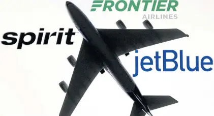  ?? REUTERS ?? JetBlue, Spirit and Frontier Airlines logos are seen in this illustrati­on.