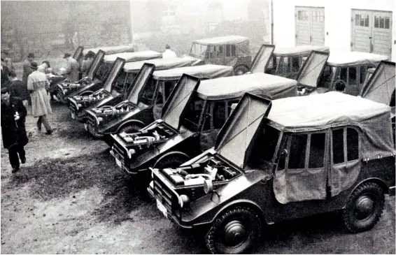  ??  ?? Above: Prototypes of the DKW Munga awaited inspection during Bundeswehr assessment­s in 1954. They used threecylin­der two-stroke engines