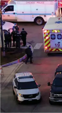  ?? PHOTO: ZBIGNIEW BZDAK/CHICAGO TRIBUNE ?? Lockdown: Police at the Mercy Hospital in Chicago after reports of a shooting and multiple fatalities.